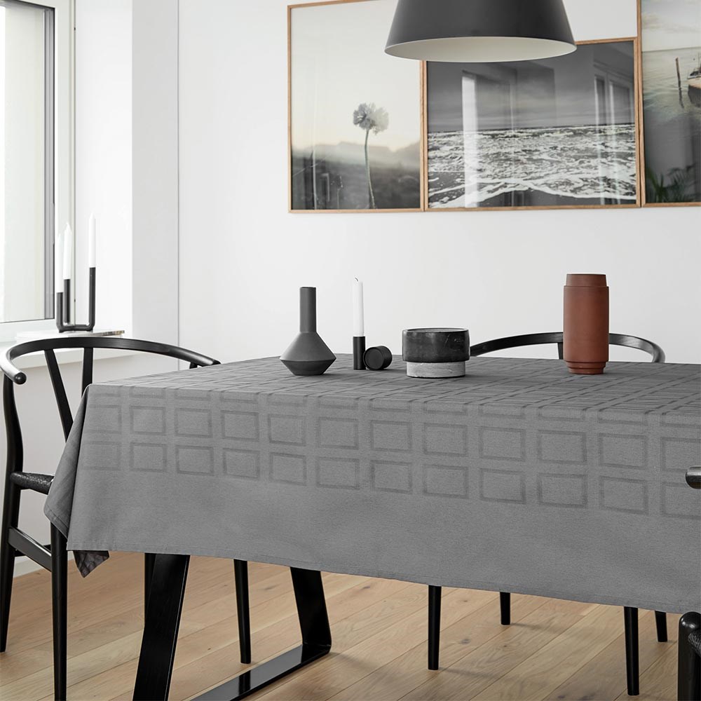 Bliv sur fløjl abstraktion Georg Jensen Damask, Dug 150 x 310 cm, Winter Grey - IDÉ House of Brands  Denmark A/S